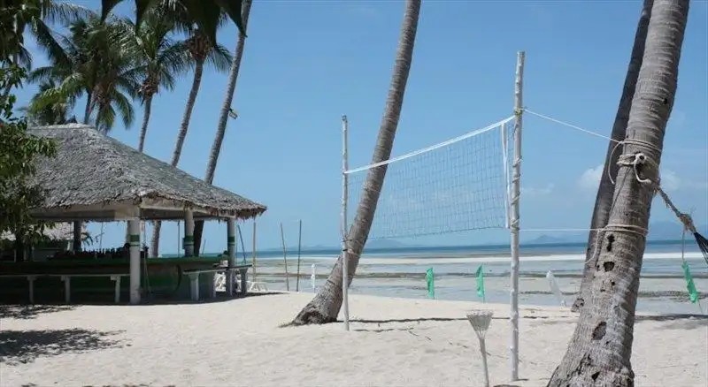 LIME N SODA BEACHFRONT RESORT