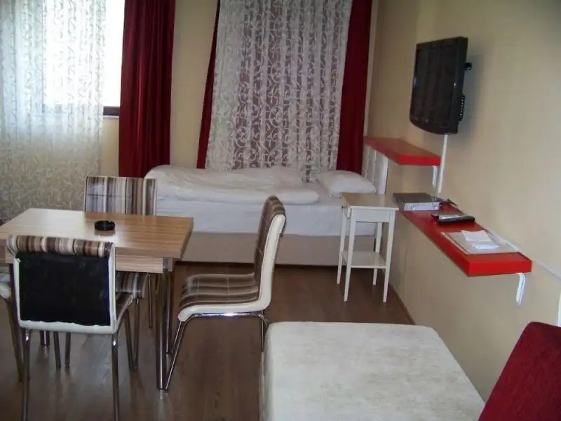 BUTTERFLY SUITES