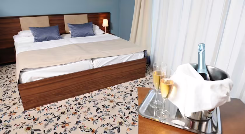 THERMAL PARK EGERSZALOK