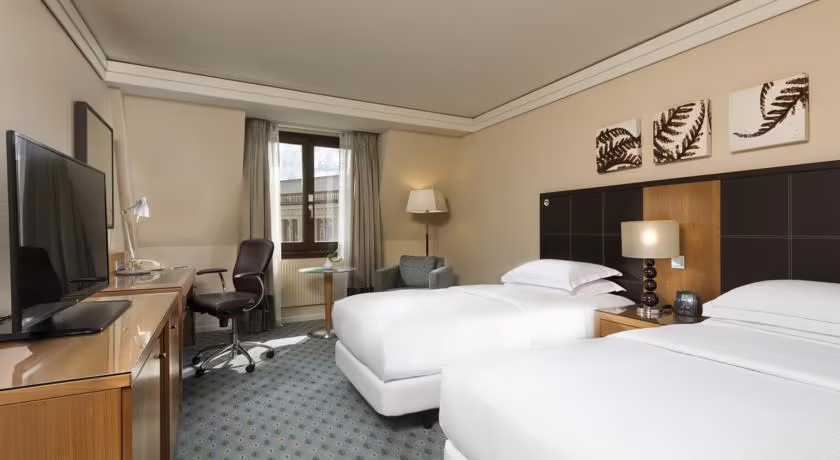 HILTON DRESDEN HOTEL