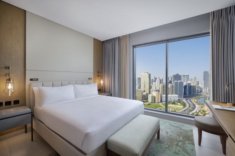 king one bedroom corner apartment