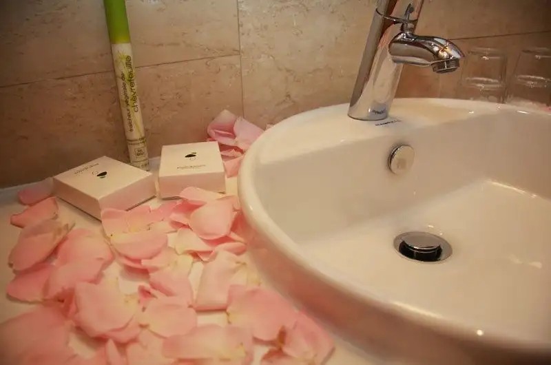 THE THREE CORNERS HOTEL BRISTOL