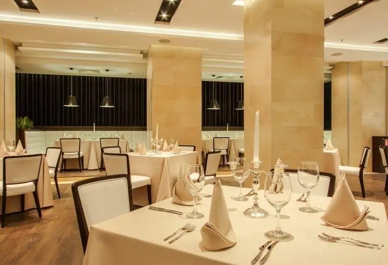 INTERNATIONAL HOTEL CASINO & TOWER SUITES