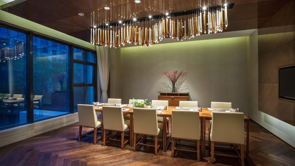 HOLIDAY INN SHANGHAI HONGQIAO