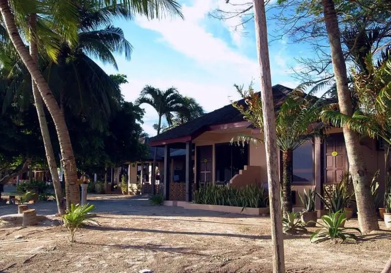 LANGKAPURI INN