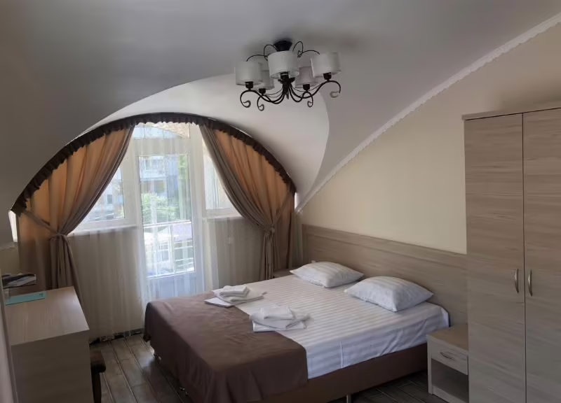 RESIDENCE HOTEL & HOSTEL