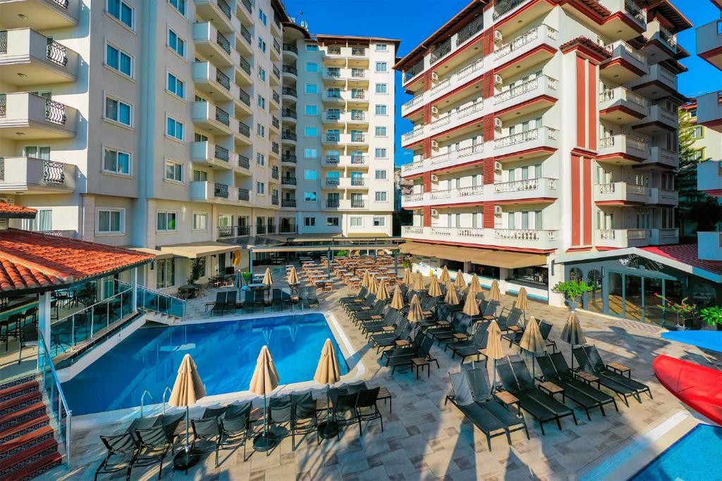 VILLA SUNFLOWER APARTS & SUITES
