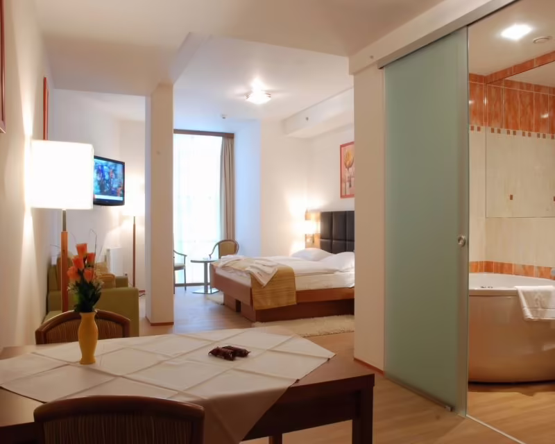 ANKORA APARTMENTS