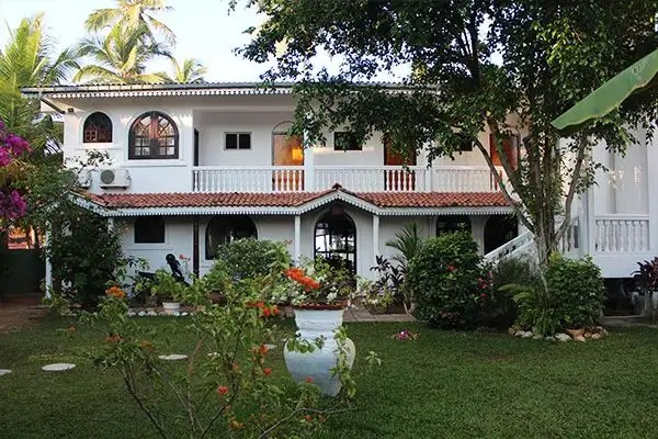 HIDEAWAY HIKKADUWA