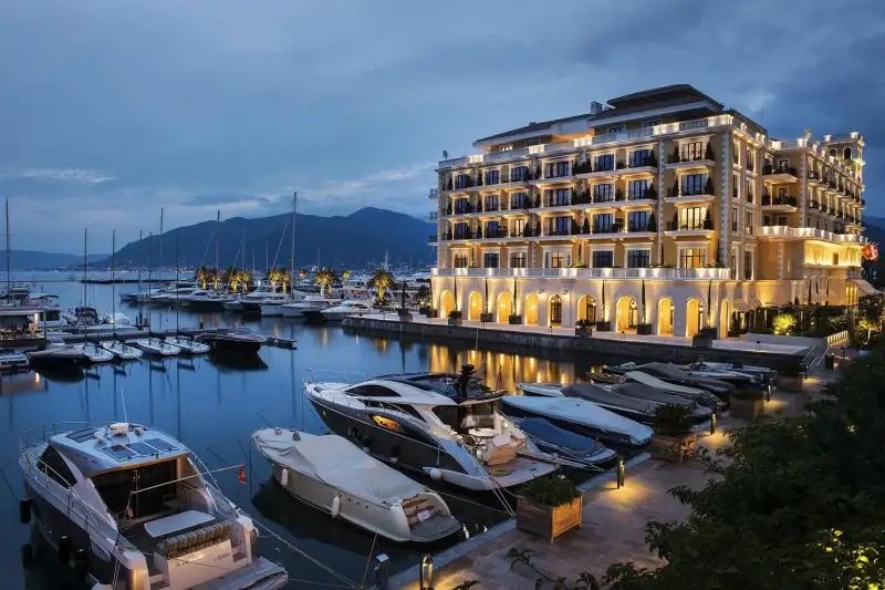REGENT PORTO MONTENEGRO
