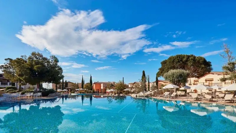 APHRODITE HILLS HOLIDAY RESIDENCES