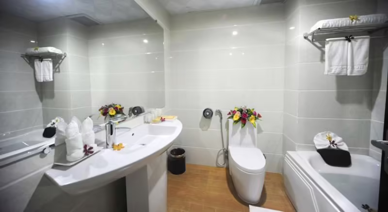 MIDTOWN HOTEL HUE