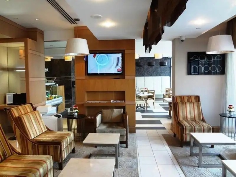 OAKS LIWA EXECUTIVE SUITES