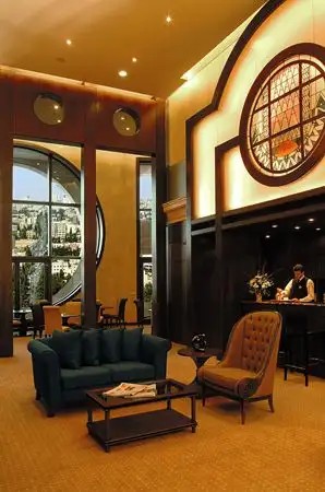 LE ROYAL