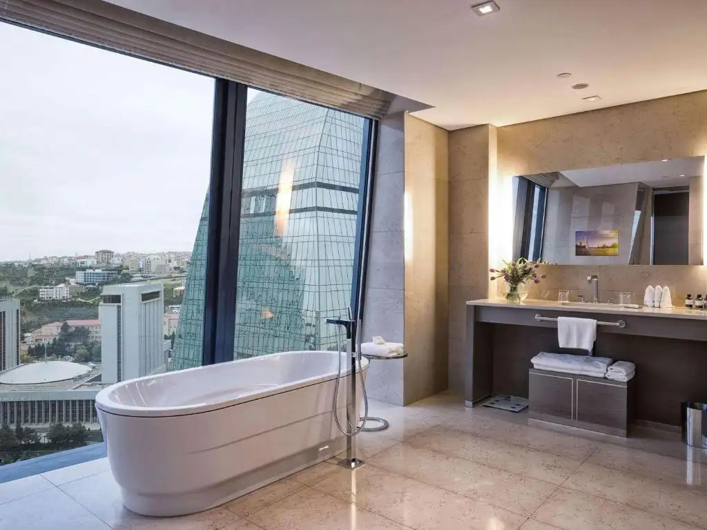 FAIRMONT HOTEL AT FLAME TOWERS