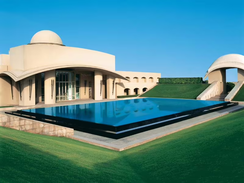 TRIDENT GURGAON