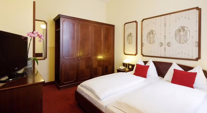 CORDIAL THEATERHOTEL