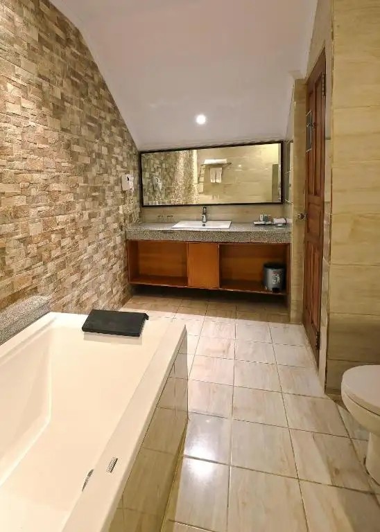 PURI SARON SEMINYAK