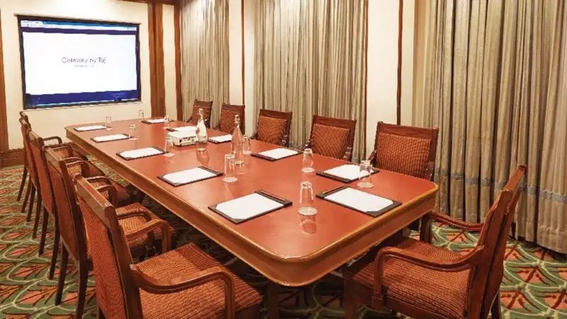 THE GATEWAY HOTEL ERNAKULAM