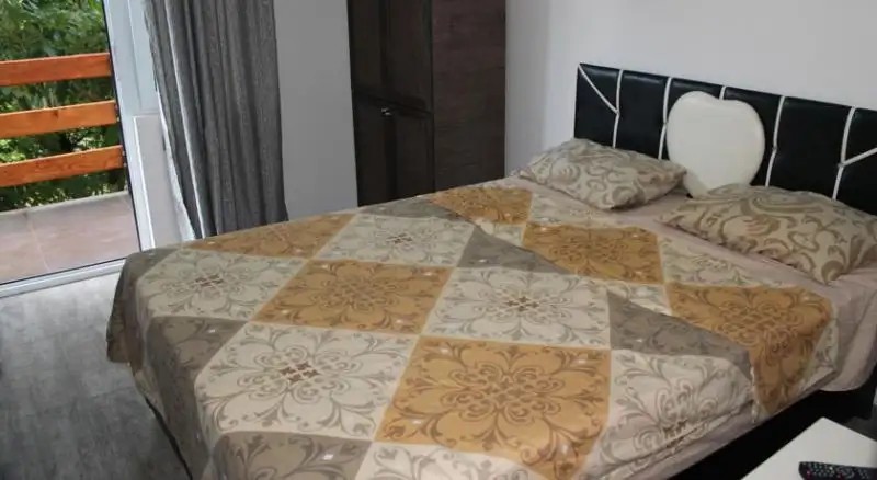 PONTO HOTEL