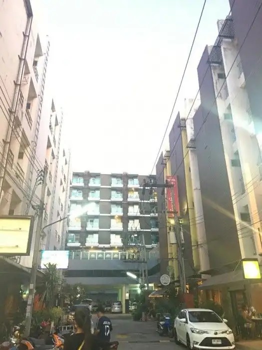 DEVA SUITE PATONG