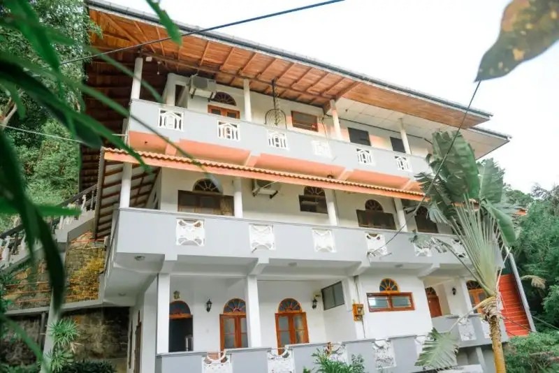 ROCK HOUSE