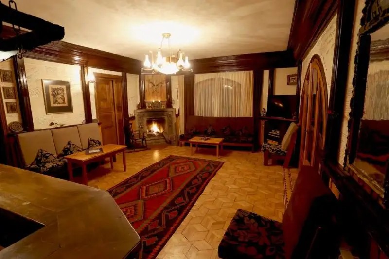 DARAVAND GUEST HOUSE