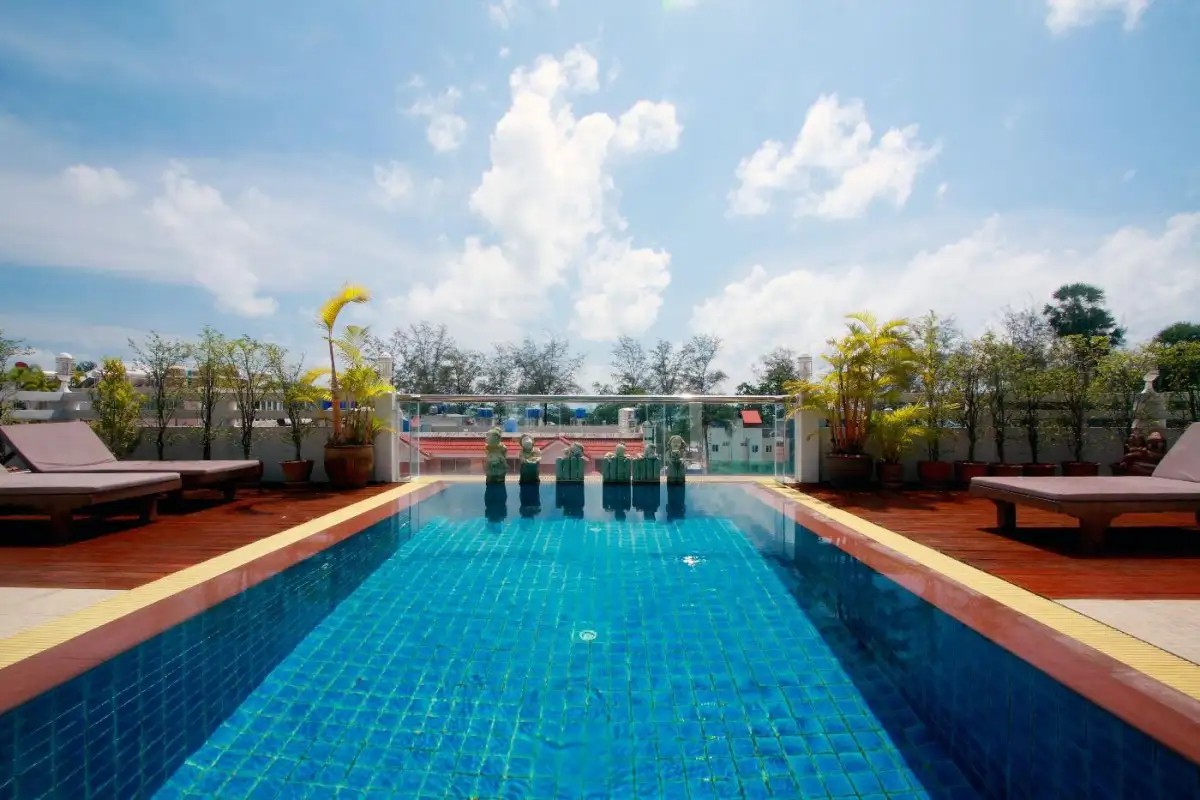 RAYABURI HOTEL PATONG
