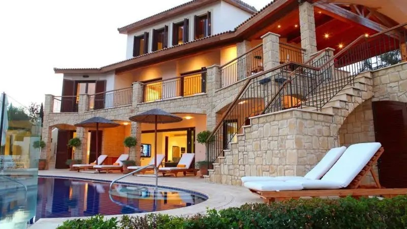 APHRODITE HILLS HOLIDAY RESIDENCES