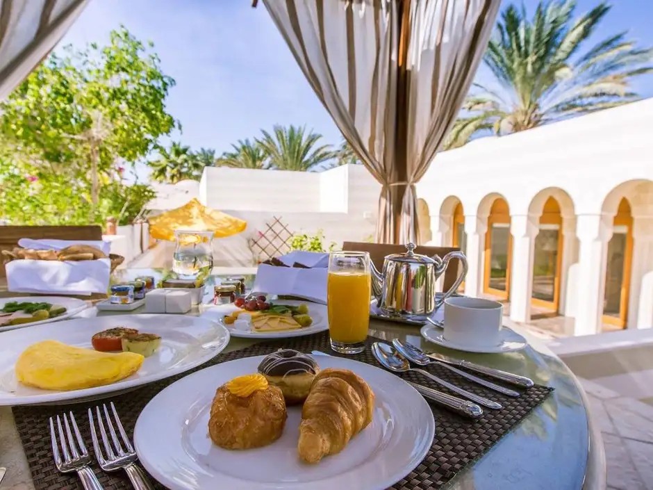 THE OBEROI SAHL HASHEESH