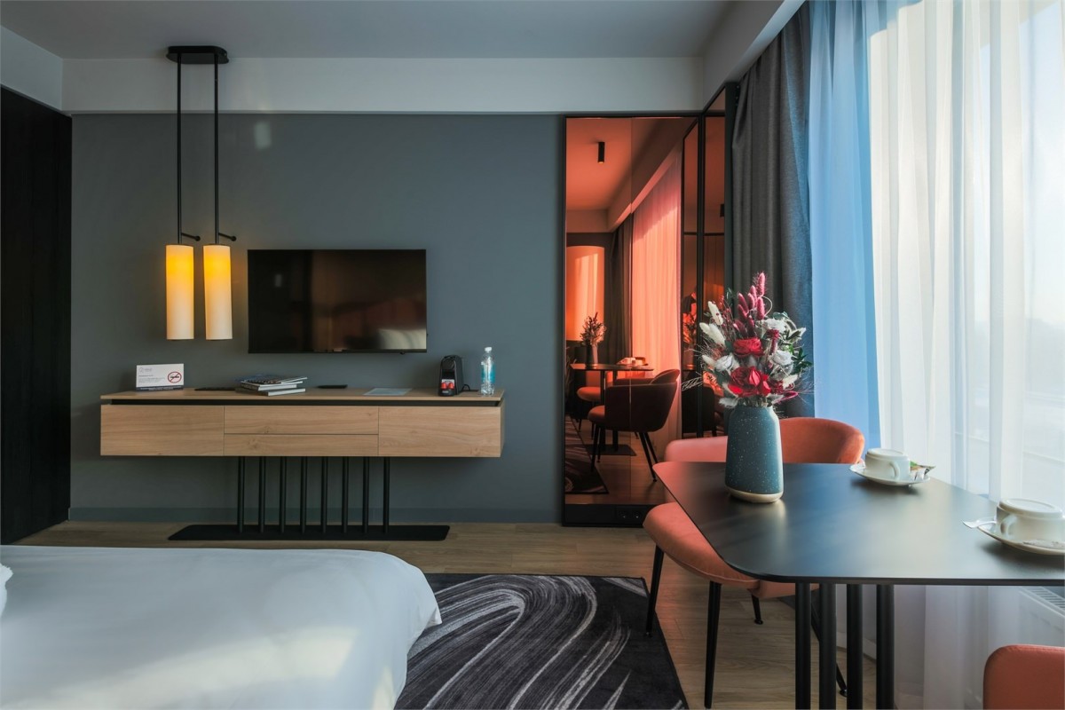 VALO MERCURE HOTEL AND RESIDENCES SAINT PETERSBURG (ВАЛО МЕРКЮР)