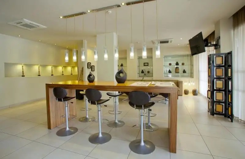 ALMOND BUSINESS SUITES