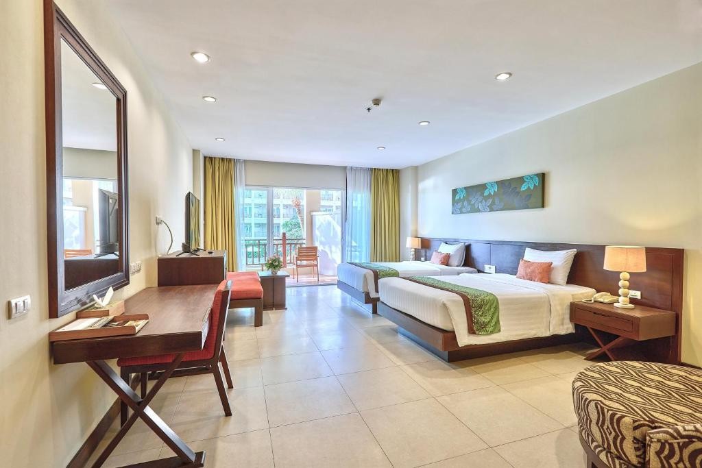 THE HERITAGE PATTAYA BEACH RESORT