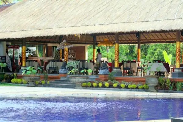 SUNARI VILLAS & SPA RESORT
