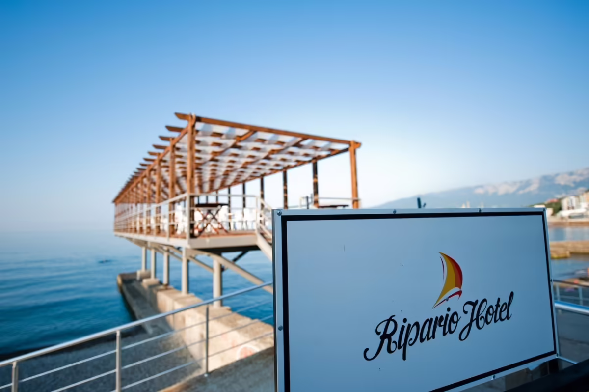 RIPARIO HOTEL GROUP