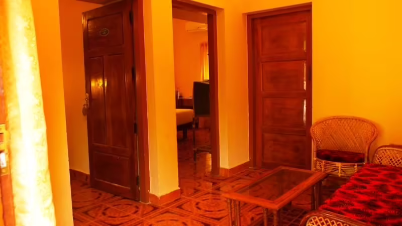 DESHADAN CLIFF & BEACH RESORT