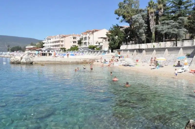 DEPADANS NATALIE (PERLA)