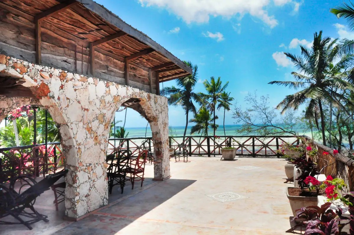 SAMAKI LODGE