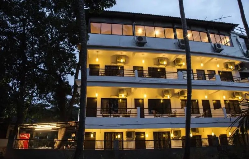 ARAMBOL ARBOUR