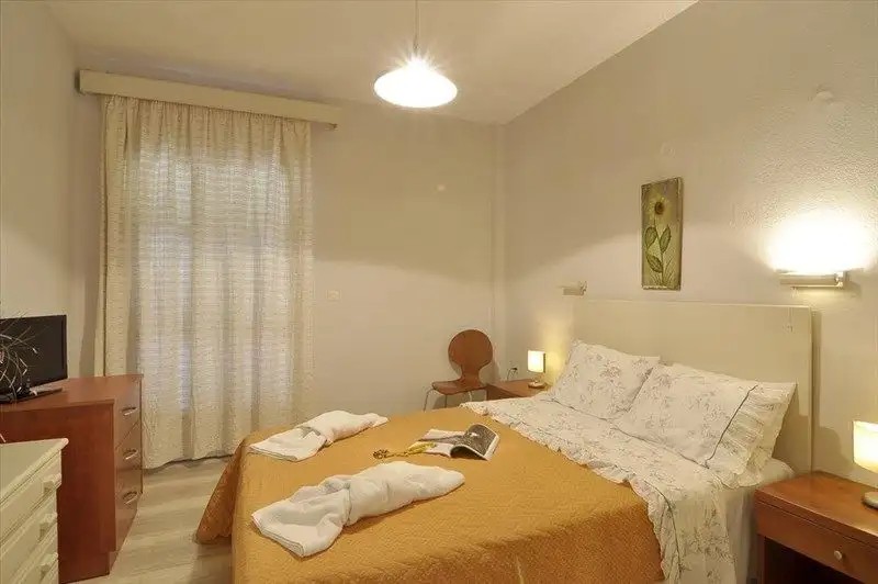 VERONIKI APARTMENTS