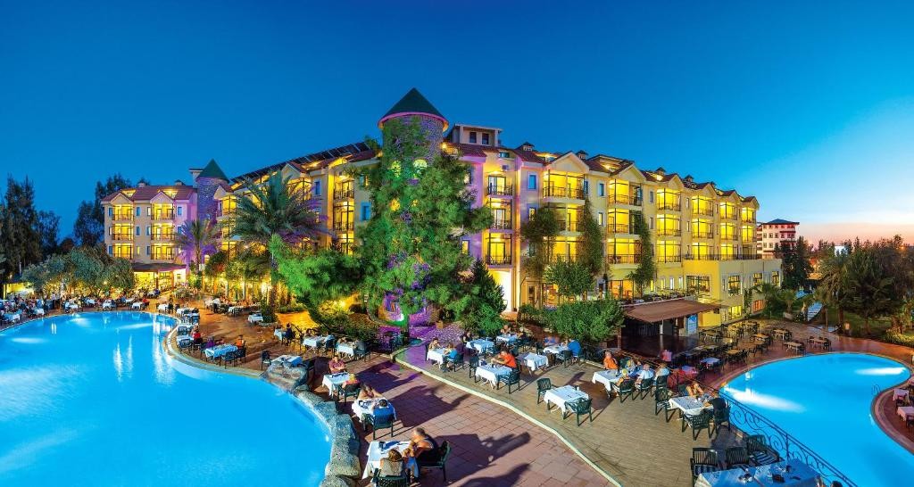 DOSI HOTEL SIDE