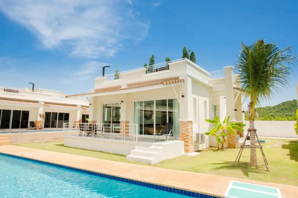 ORIENTAL BEACH PEARL RESORT