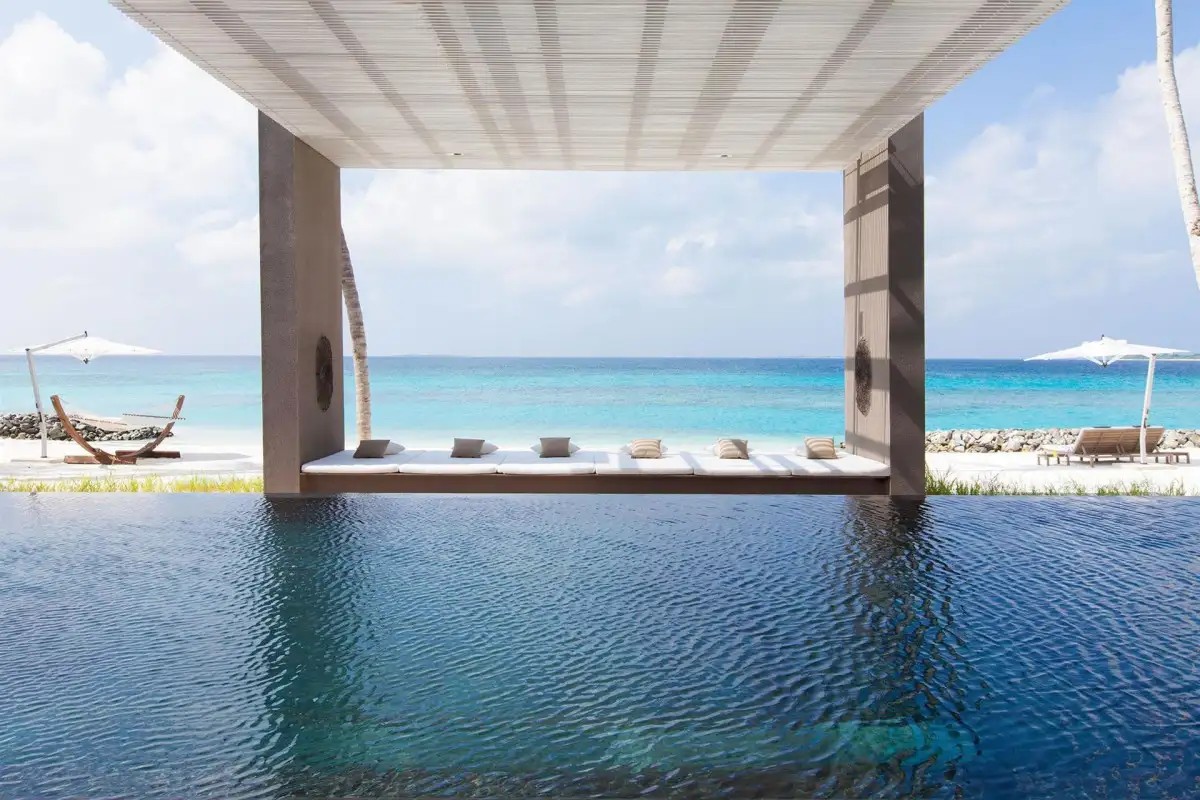 CHEVAL BLANC RANDHELI