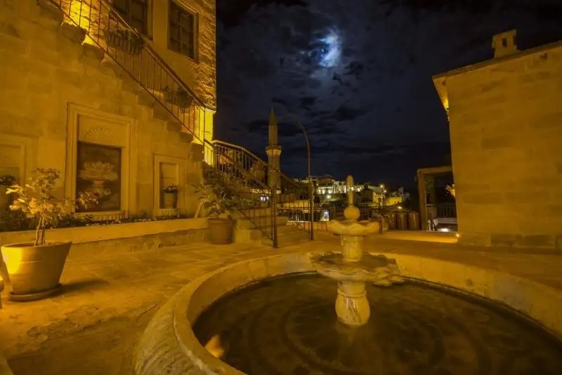 FRESCO CAVE SUITES & MANSIONS
