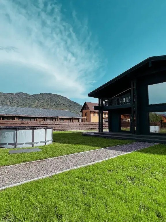 KEDR HOUSE MANZHEROK