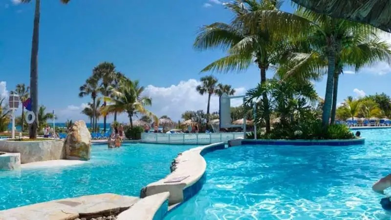 LIFESTYLE TROPICAL BEACH RESORT & SPA