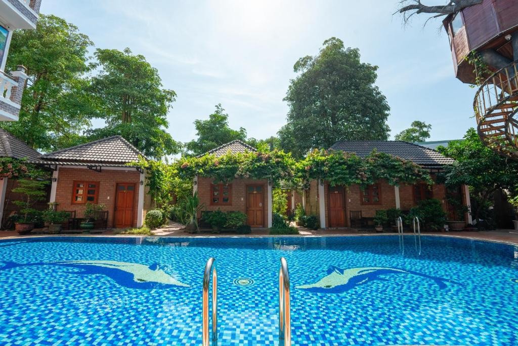 DUY NGOC RESORT