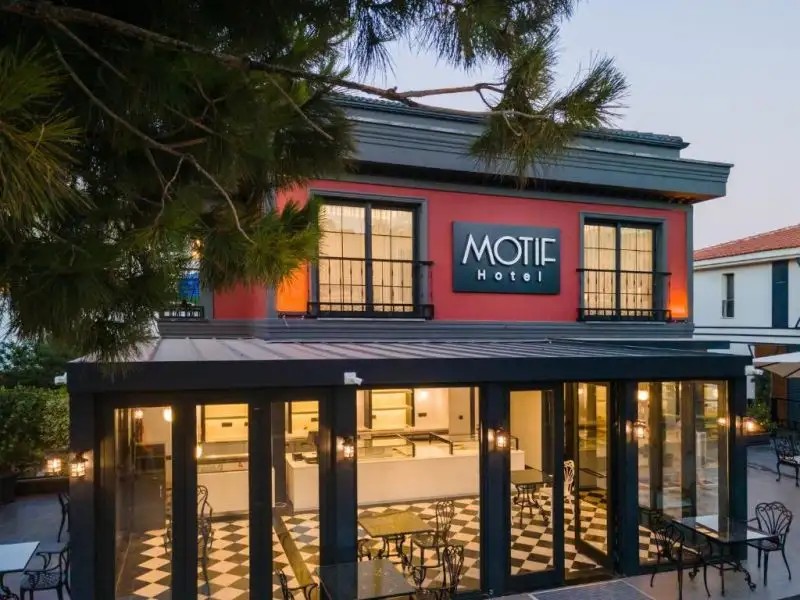 MOTIF HOTEL