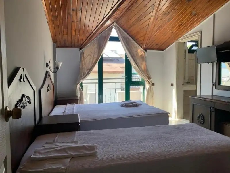 KUTBERG BOUTIQUE HOTEL