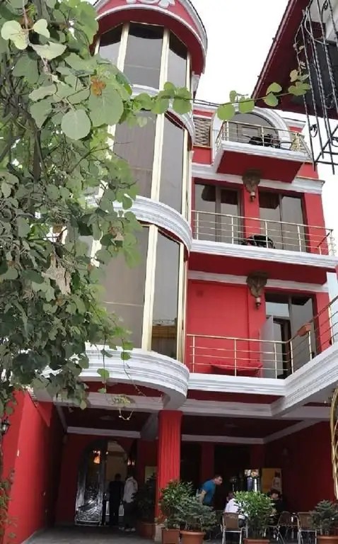 AMBER HOTEL